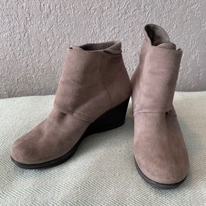 Dansko Romy Gray Suede Wedge Heel Wrap Boot